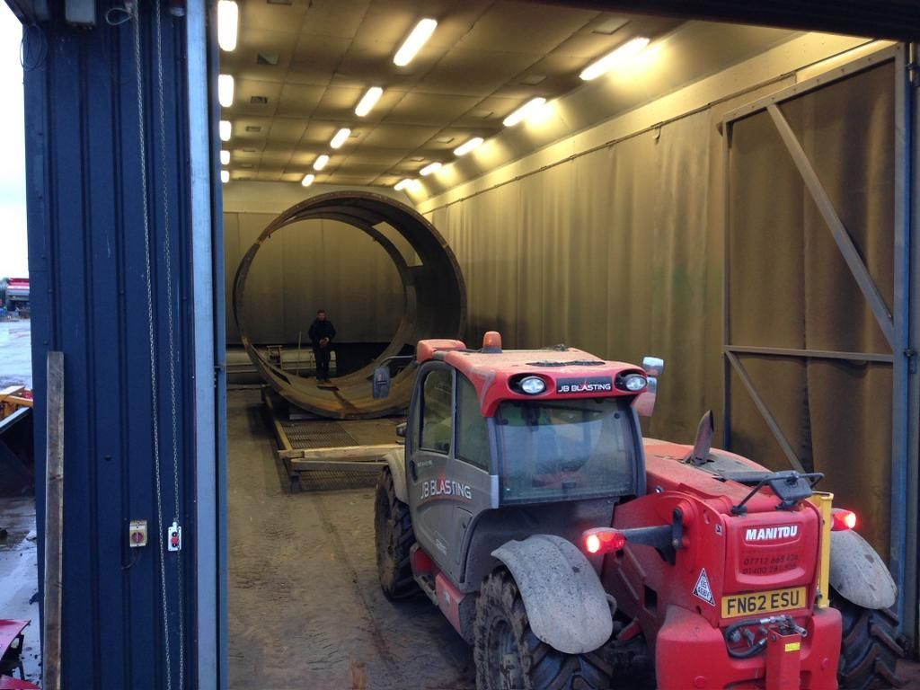 Large fabrication positioned inside the main blast bay